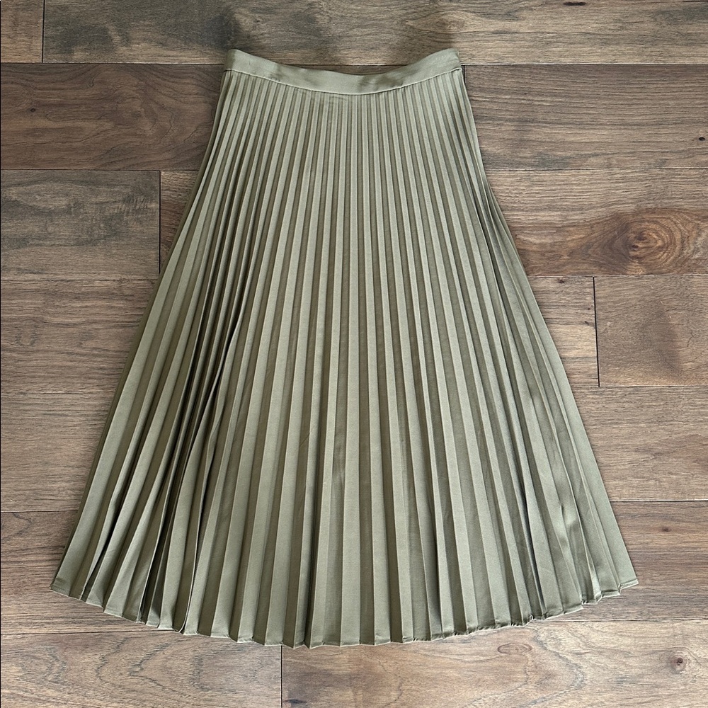 Mango Olive Green Pleated Maxi Skirt